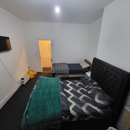 Adam Letting Apartamento Middlesbrough Exterior foto